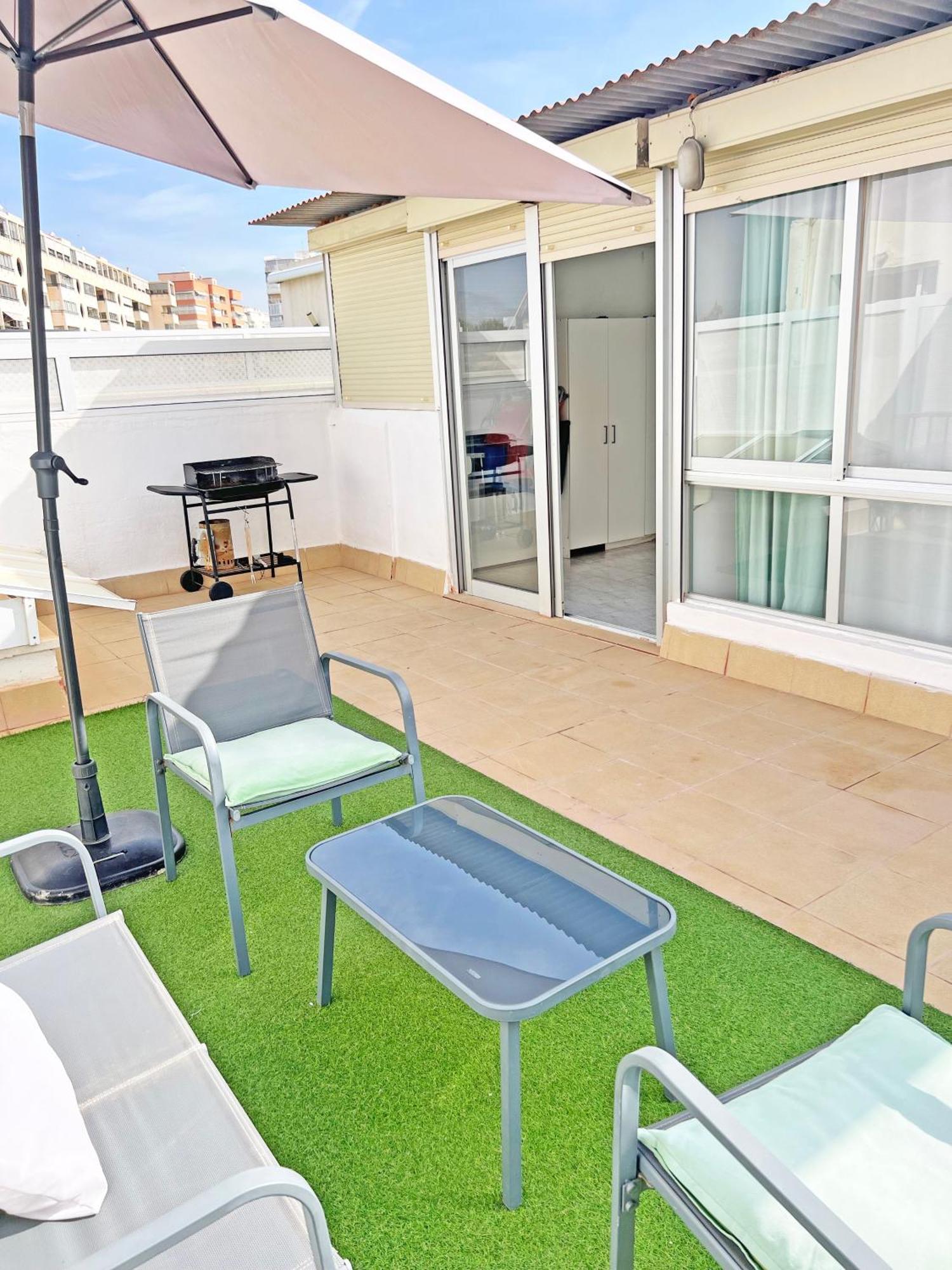 דירות אל קאמפיו Atico Frente Al Mar 2 Terrazas Barbacoa Y Parking Sujeto A Disponibilidad מראה חיצוני תמונה
