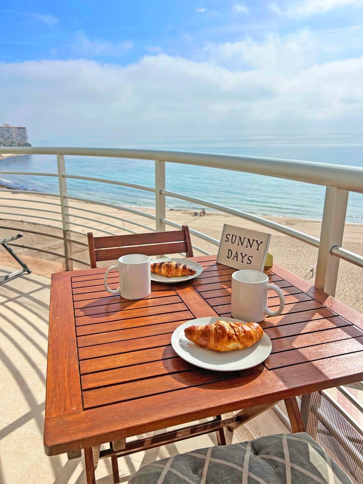 דירות אל קאמפיו Atico Frente Al Mar 2 Terrazas Barbacoa Y Parking Sujeto A Disponibilidad מראה חיצוני תמונה